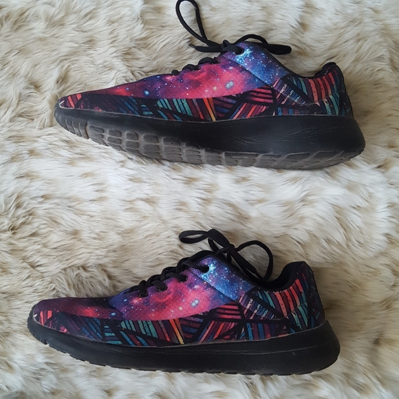 🌙YES WE VIBE Aztec Galaxy Shoes - Picture 5 of 11